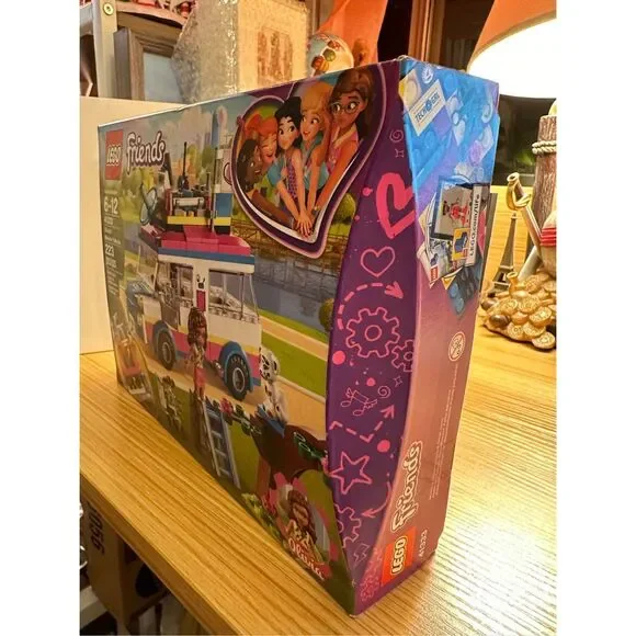 LEGO FRIENDS: Emma's Art Cafe (41336) Building Kit 378pcs Retired Set Playset NE - Picture 7 of 9